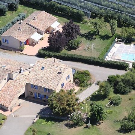 Les Passerons Vaumeilh Exteriör bild
